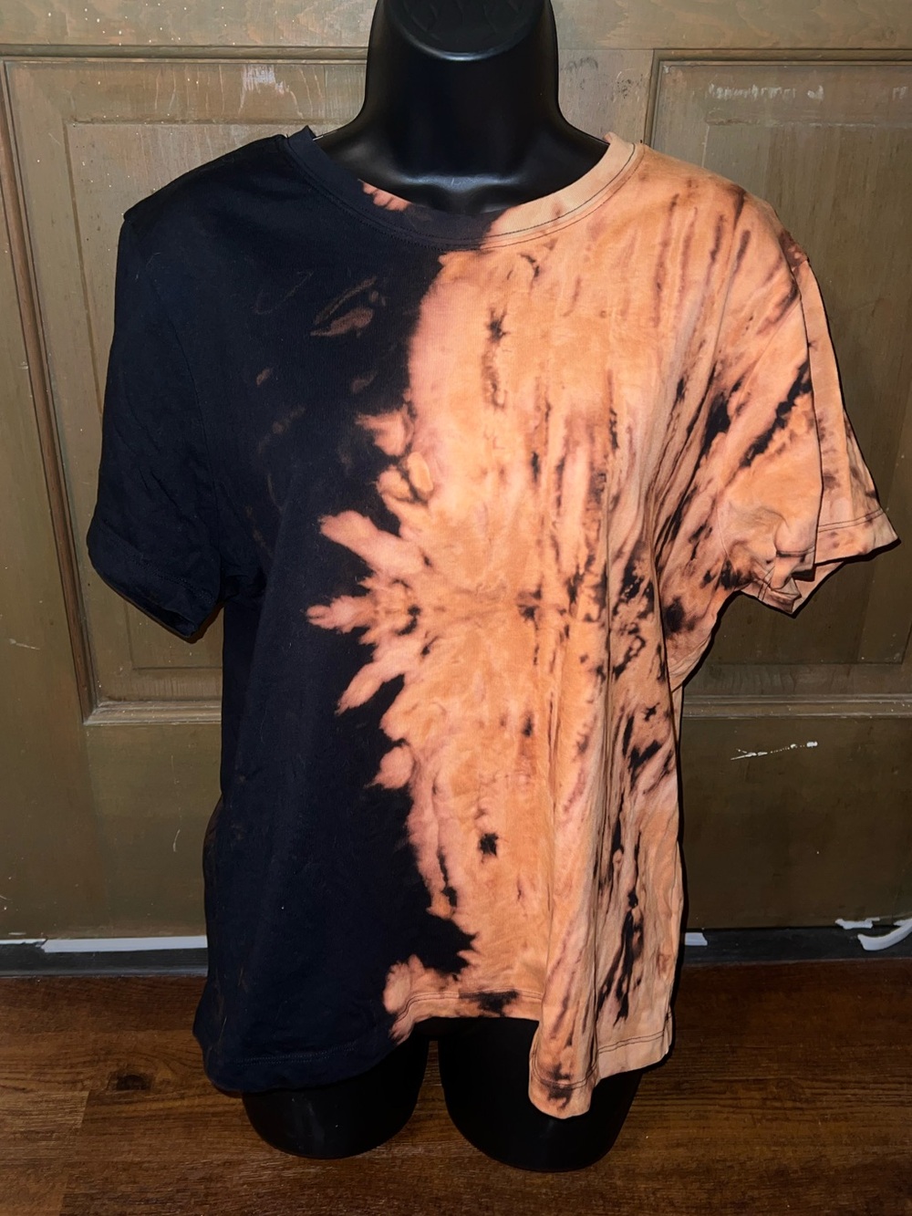 Handmade Black Tie Dye Shirt Split Dye Orange Short Sleeve Goth Grunge Size XL - Picture 1 of 9